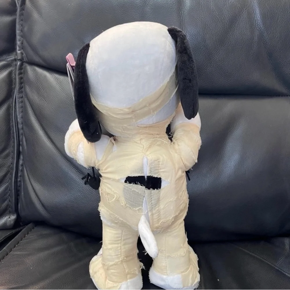 PEANUTS SNOOPY SPIDER SIDE STEPPER Mummy Dancer